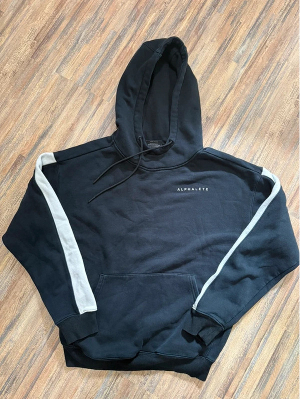 Alphalete hoodie size small